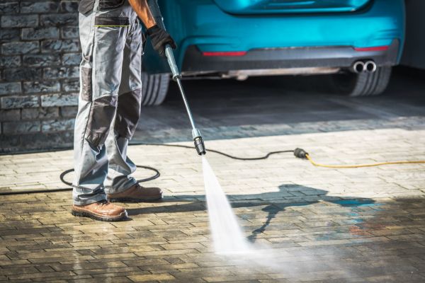 Driveway Pressure Washing in Champaign