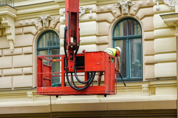 Building Pressure Washing in Champaign