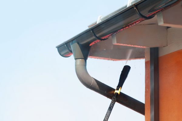 Eaves Power Washing in Champaign
